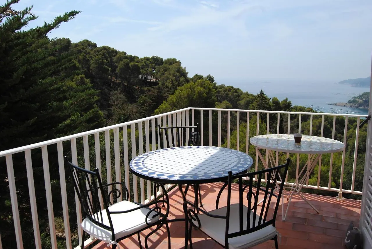 319 - Apart. Estoril Llafranc Spain